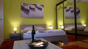 Гостиница Délibáb Apartment  Будапешт
